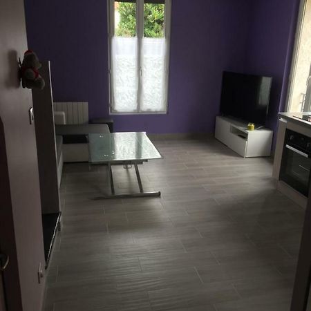 La Maison Parisienne Maison Deux Pieces A Louer Au Pied Du Metro Maisons-Alfort Exteriör bild