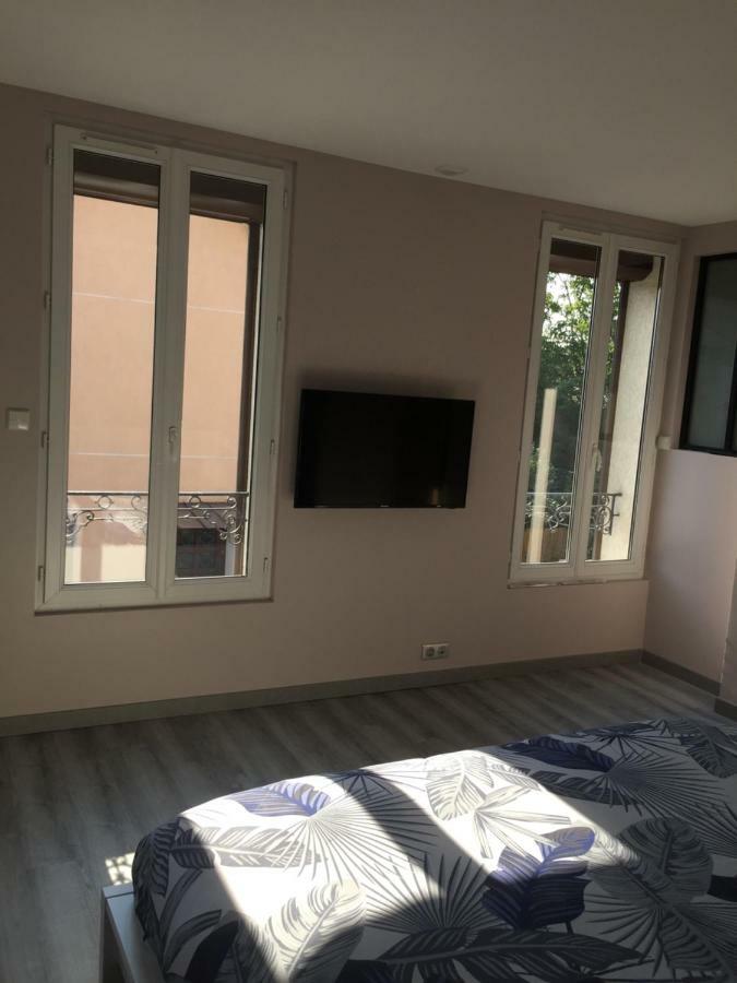 La Maison Parisienne Maison Deux Pieces A Louer Au Pied Du Metro Maisons-Alfort Exteriör bild